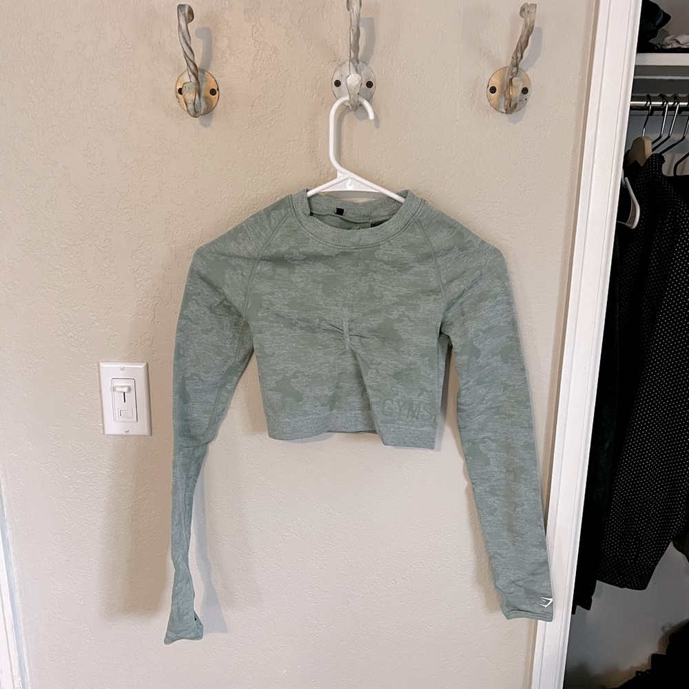 Gymshark camo long sleeve crop top